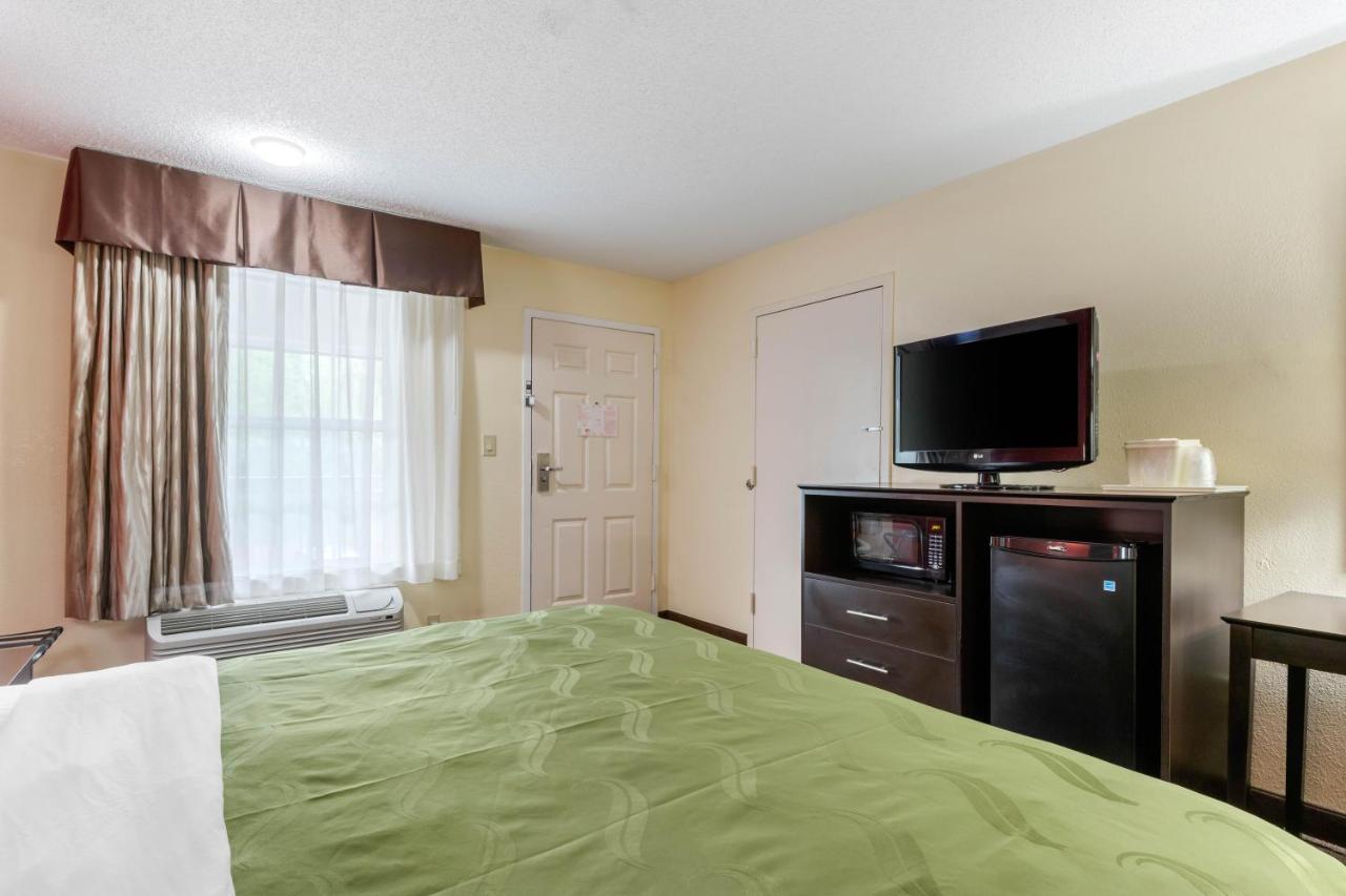 Quality Inn & Suites Lexington Ngoại thất bức ảnh
