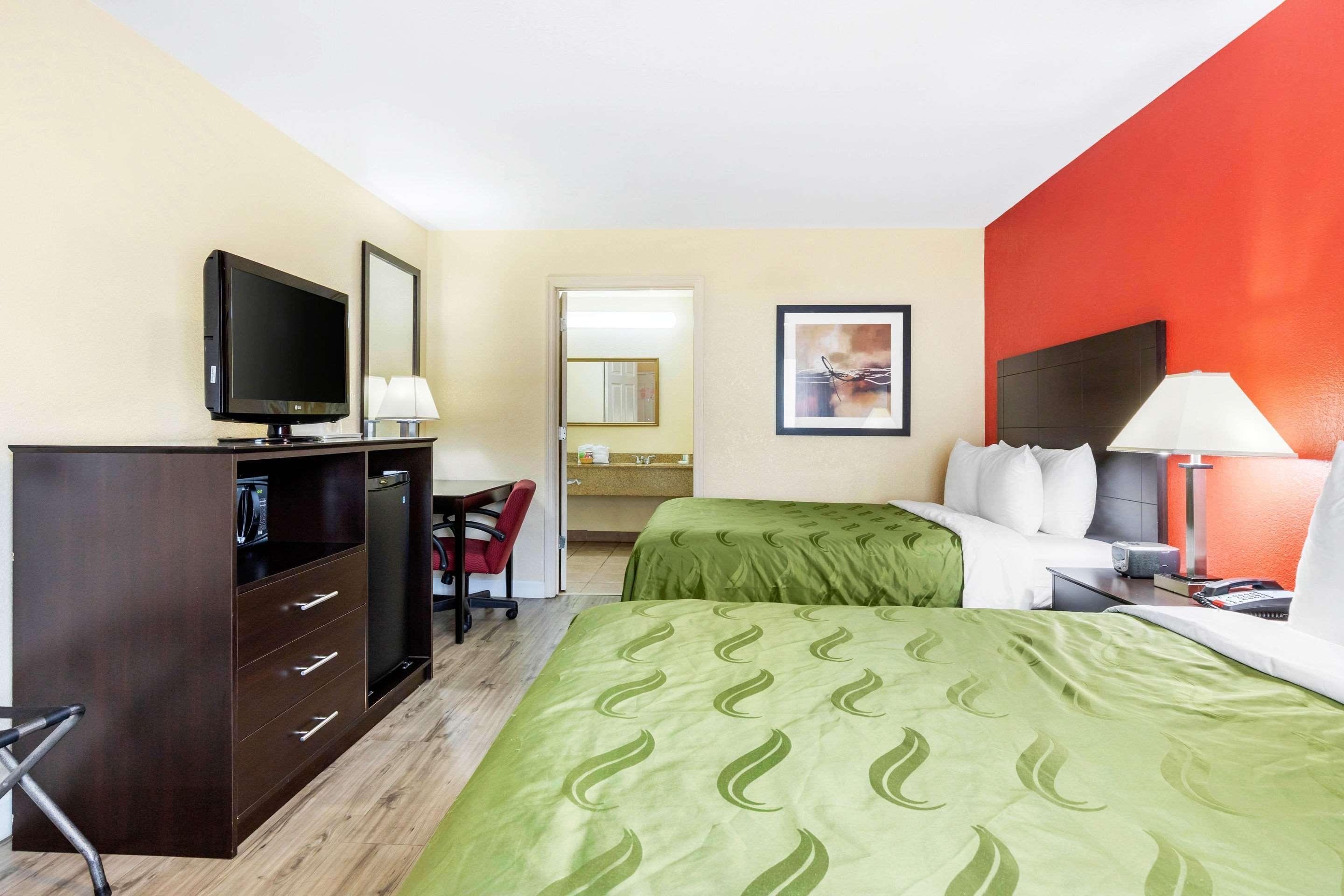 Quality Inn & Suites Lexington Ngoại thất bức ảnh