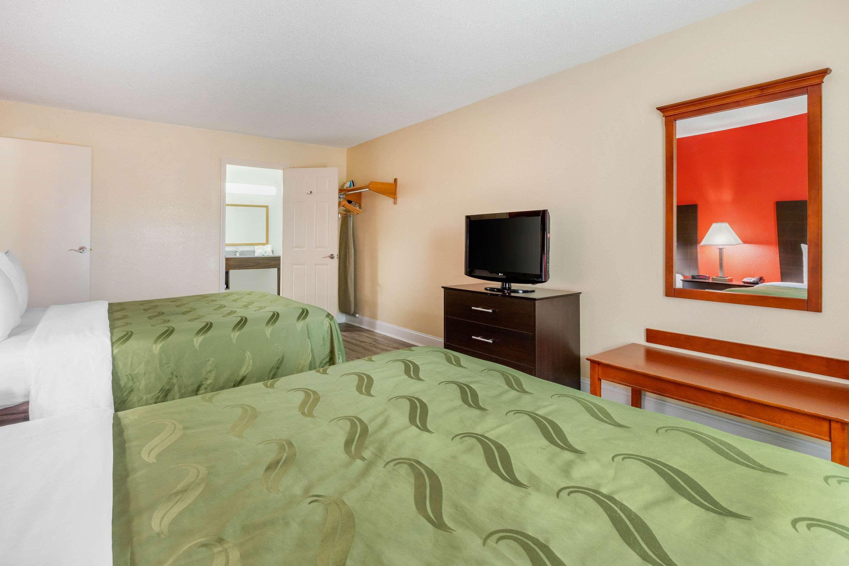 Quality Inn & Suites Lexington Ngoại thất bức ảnh