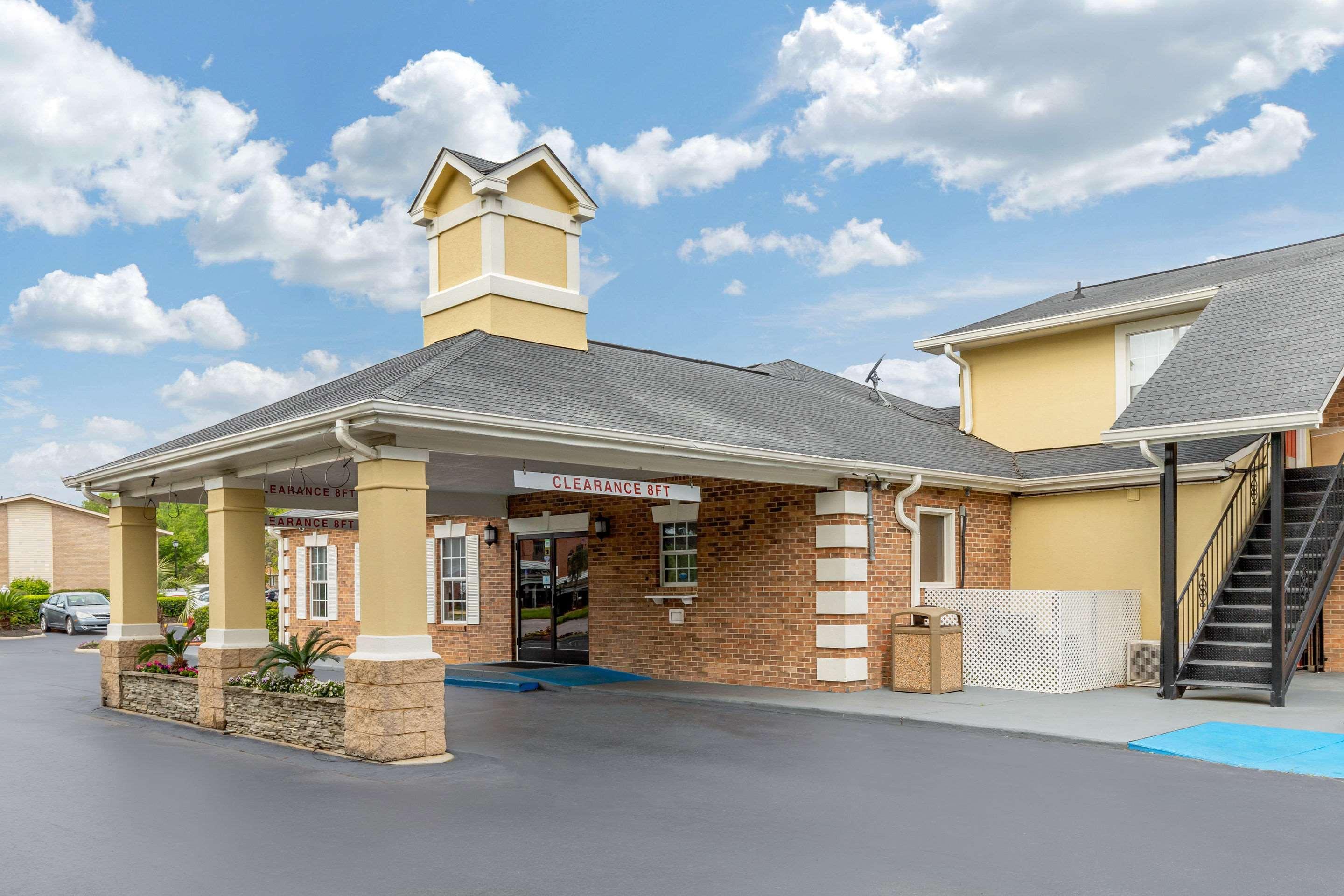 Quality Inn & Suites Lexington Ngoại thất bức ảnh