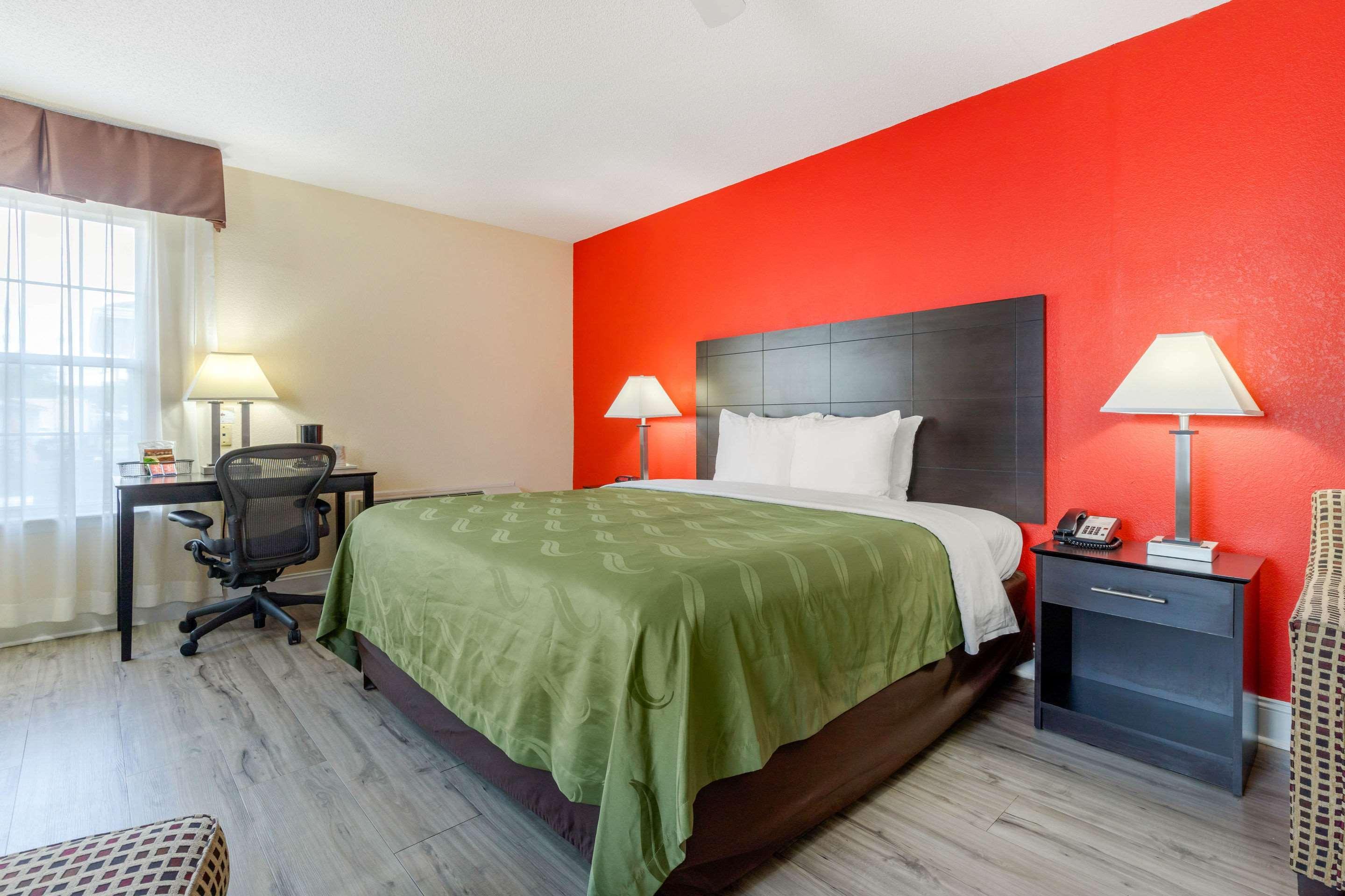 Quality Inn & Suites Lexington Ngoại thất bức ảnh