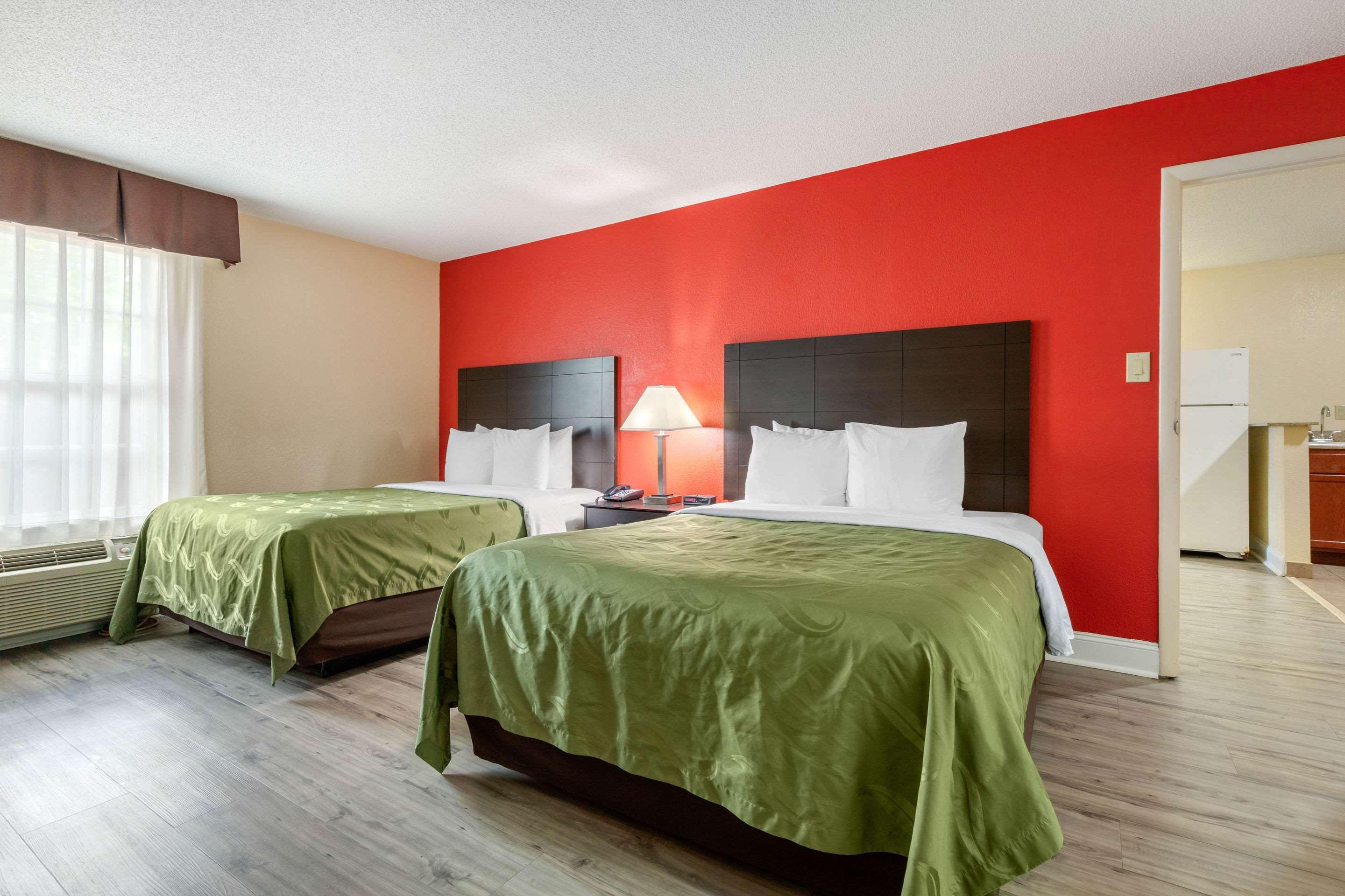 Quality Inn & Suites Lexington Ngoại thất bức ảnh