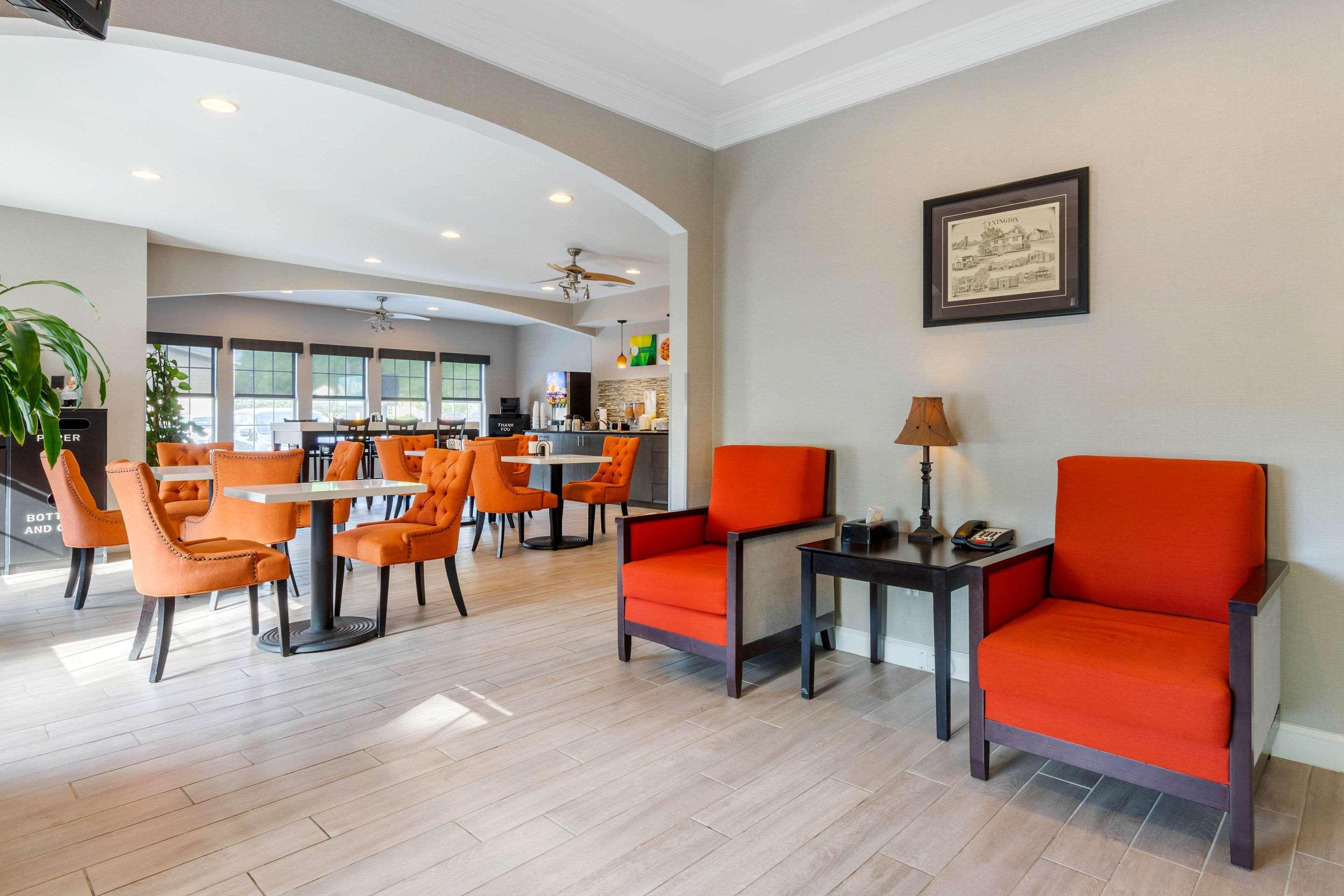 Quality Inn & Suites Lexington Ngoại thất bức ảnh