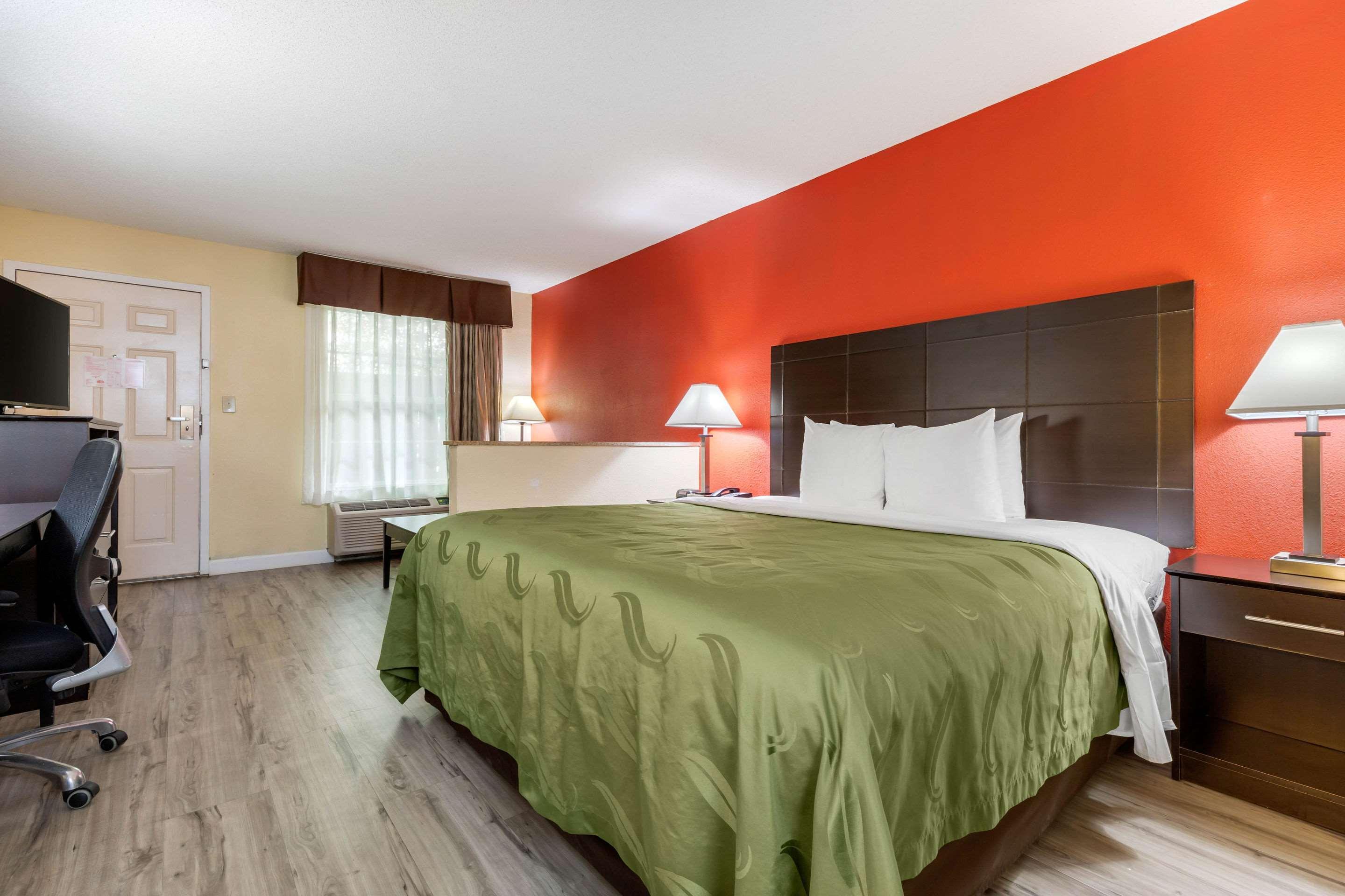Quality Inn & Suites Lexington Ngoại thất bức ảnh