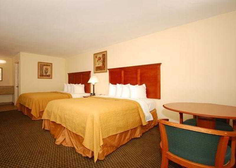 Quality Inn & Suites Lexington Phòng bức ảnh