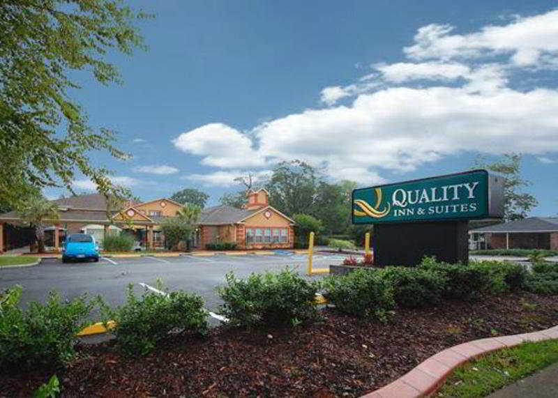 Quality Inn & Suites Lexington Ngoại thất bức ảnh